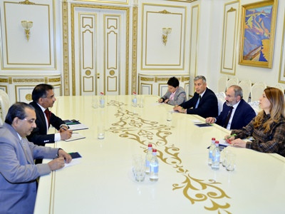 Armenian PM and Indian Ambassador discuss prospects for economic cooperation