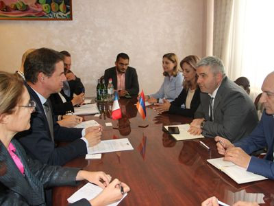 Ֆրանսիացի փորձագետները կաջակցեն Հայաստանում աշխարհագրական նշումով գինիների համակարգի ներդրմանը
