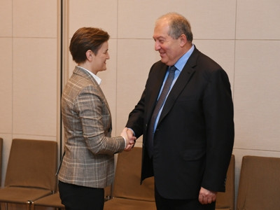 Armenia President, Serbia PM discuss developing relations between both countries