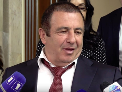 Prosperous Armenia Party leader speaks on matter of visiting ex-President Kocharyan