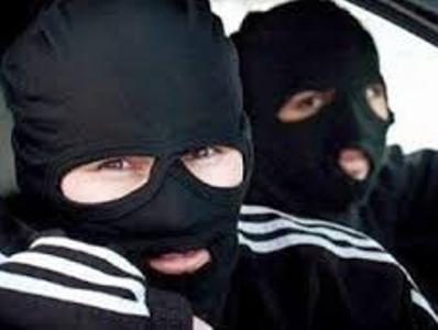 Երևանում չեխուհու նկատմամբ ավազակային հարձակում  կատարելու համար երեք երիտասարդի մեղադրանք է առաջադրվել