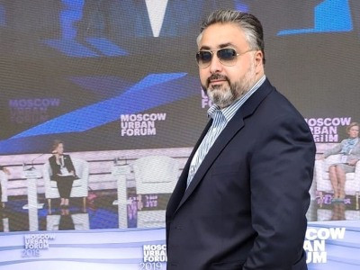 Yerevan Kentron district head submits resignation