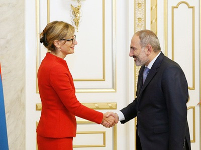 Armenia's Pashinyan receives Bulgarian Deputy PM