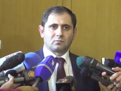 «Դա բացառապես իրավական հարթությունում է». Պապիկյանը՝ Հրայր Թովմասյանի եւ Արա Բաբլոյանի մասին