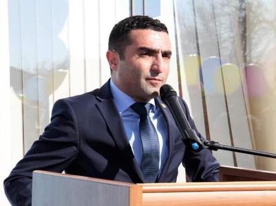 «Հրապարակ». Մարզպետն ուզում է հասնել արտահերթ ընտրությունների. Թեկնածուն էլ «Լեննականցի Վաղոն» է