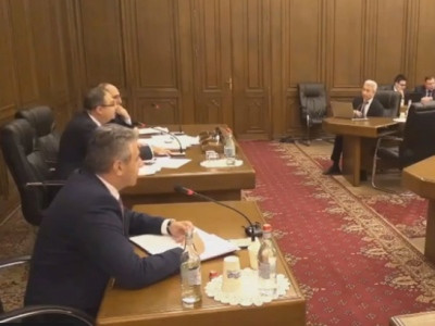 Հայաստանի ՍԴ աշխատակազմի ղեկավարը գանգատվել է պատգամավորներին. ստիպված է եղել սպասել խորհրդարան մտնելուց առաջ