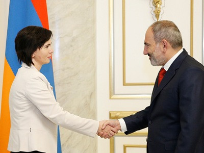 Armenian PM, Lithuanian Ambassador discuss opportunities for cooperation development