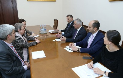 Armenia Deputy PM receives EU Ambassador