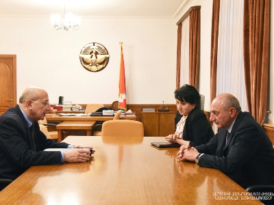 Karabakh President receives Armenia Statistical Committee chairman
