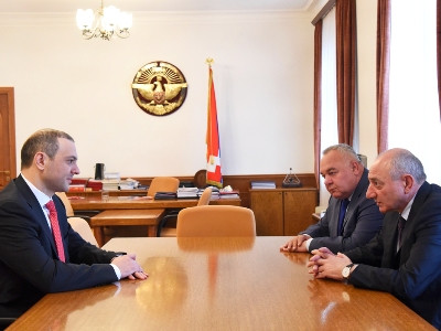 Bako Sahakyan, Armen Grigoryan discuss Armenia-Karabakh security cooperation