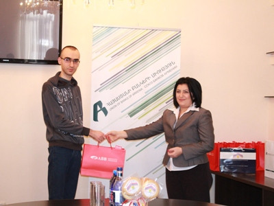 Հայբիզնեսբանկը մասնակցել է խնայողությունների համաշխարհային օրվան նվիրված մրցանակաբաշխությանը (ֆոտո)
