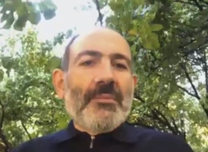 Armenia PM livestreams, shows around their new government mansion