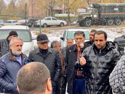 «Առաջիկայում ունենալու ենք հմայիչ, բարեկարգ թերակղզի եւ նմանը չունեցող 10 կմ երկարությամբ ճեմուղի». Հայկ Սարգսյան (ֆոտո)