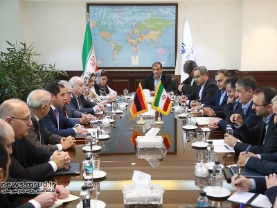 Suren Papikyan meets with Iranian energy, petrol, road construction and urban development ministers