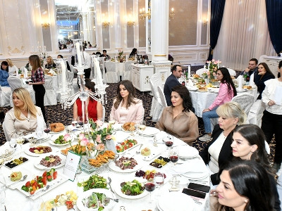 Աննա Հակոբյանը ներկա է գտնվել ‹‹Հայ մայրեր›› ՀԿ-ի ամենամյա բարեգործական գալա-ընթրիքին