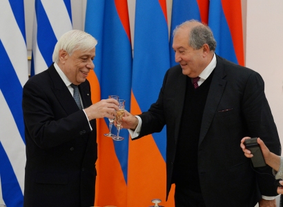 Armenia President, wife serve official dinner in honor of Greece President, wife (photo)