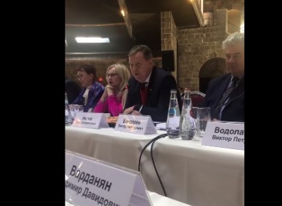Russian MP sings national song during Russia-Armenia inter-parliamentary committee session