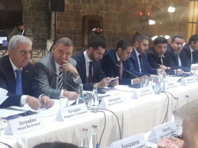 Մինչեւ 2024թ. հայտարարված միասնական շուկայի ստեղծման ժամկետը մեզ չի կարող բավարարել. Միքայել Մելքումյանը՝ ԵՏՄ-ի մասին