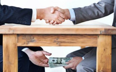 Newspaper: Is there a fight against corruption or not?