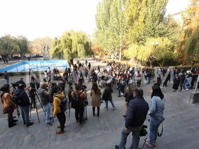 University students marching through streets of Yerevan (PHOTOS)