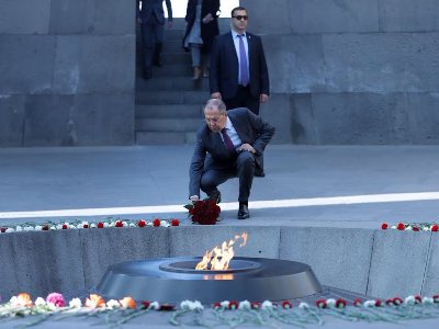 Russia's Lavrov vistis Armenian Genocide Memorial