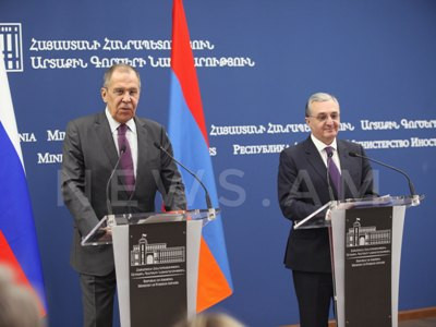 Russian, Armenian FMs hold full-scale talks