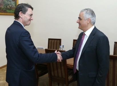 Armenia Deputy PM receives IFC Regional Manager
