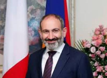 Armenian PM arrives in Paris