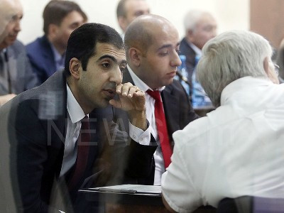 Ռոբերտ Քոչարյանի փաստաբանը դատախազի ինքնաբացարկի միջնորդություն ներկայացրեց
