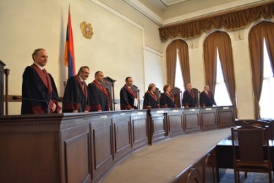 Newspaper: Will Armenia Constitutional Court judges agree to early retirement?