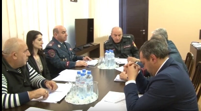 Կարգապահական հանձնաժողովի նիստում որոշվել է երեք ոստիկանի ազատել ծառայությունից