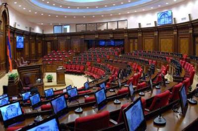 «Ժողովուրդ». Պատգամավորական գործուղումներ և ԱԺ դատարկ դահլիճ. Ինչու չընդունվեց «Անվտանգության խորհրդի մասին» օրինագիծը