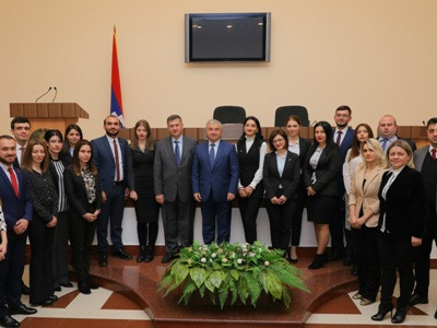 Արցախի խորհրդարանում հյուրընկալվել են ՀՀ կրտսեր դիվանագետները