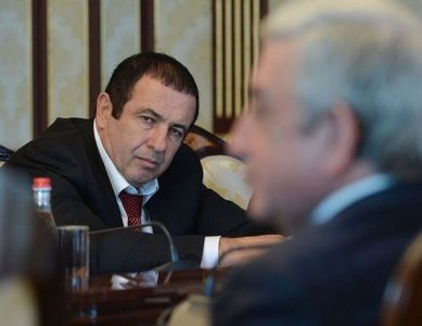 «Ժամանակ». Սերժ Սարգսյանը տեղ չթողեց Գագիկ Ծառուկյանին. նոր դիմակայություն