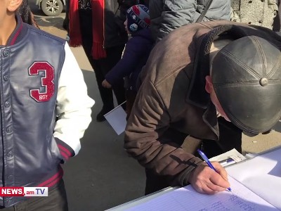 Supporters of ex-president launch signature campaign in Vanadzor