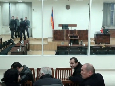 Armenia 2nd President's opponent hits bailiff during trial