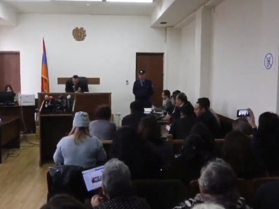 Դատարանը մերժեց Դավիթ Սանասարյանի պաշտպանների միջնորդությունը՝ գործի վարույթը կասեցնելու եւ ՍԴ ուղարկելու վերաբերյալ