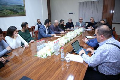 ՔԿ-ում հանդիպել են տնտեսվարողների հետ. քննարկել են «Դալմա» եւ Երեւան» մոլերից կատարված գողությունների հարցը
