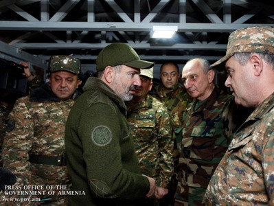 Armenia PM: Army is number one priority (PHOTO)