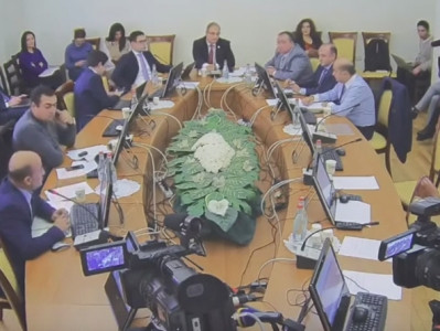 Ո՞վ է ասում՝ ՍԴ-ն հիասքանչ դատարան է, մենք էլ երջանկությունից պայթում ենք, երբ ՍԴ-ի որոշումներն ենք կարդում․ Սիմոնյան