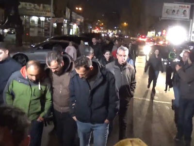 ARF-D youth heading to Armenian police central department