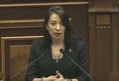 «Պարոն Ծառուկյան, աշխատանքից հեռացրեք բոլորին, որովհետեւ ձեր փողերը վատնում են». Քրիստինե Պողոսյան