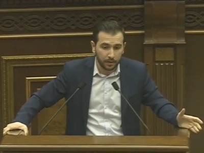 «Տիկին Զոհրաբյան, երբ ջղայն տոնով ելույթ եք ունենում, դա մեր նյարդերին թեթեւ խուտուտ է տալիս, ոչ ավելին». Հայկ Կոնջորյան