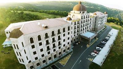 Newspaper: 1 foreign company submits bid for Golden Palace Hotel in Tsakhkadzor