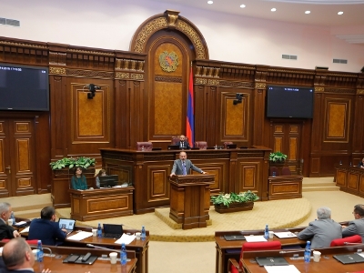 Armenia premier: I do not steal any cent from state budget