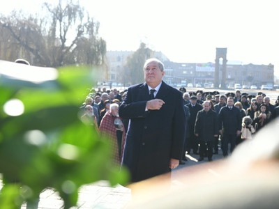 President in Gyumri, pays tribute to 1988 quake victims (PHOTOS)