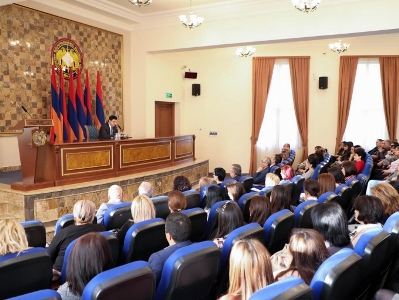 ՔԿ գլխավոր քարտուղարն աշխատանքային խորհրդակցություն է անցկացրել (ֆոտո)