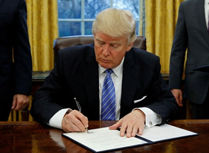 Trump signs decree to combat anti-Semitism in US