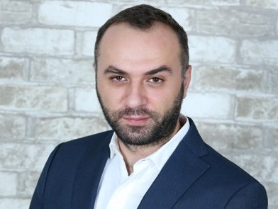«Թավշյա հեղափոխականները սնանկացնում են մասնավոր հեռուստաընկերություններին»․Ռոբերտ Հայրապետյան