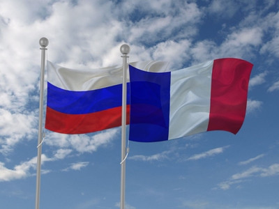 France states need for dialogue with Russia